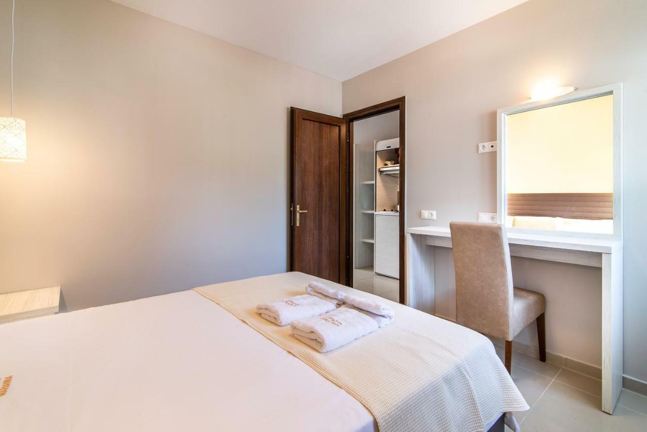 Luxury Apartments Marianna Neos Marmaras Extérieur photo