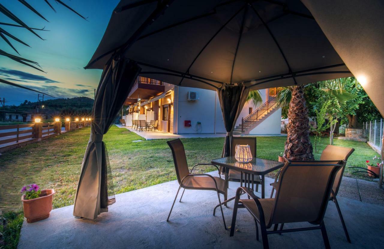 Luxury Apartments Marianna Neos Marmaras Extérieur photo